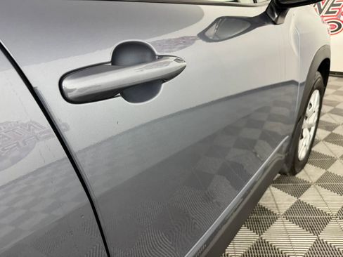 Used 2024 Toyota Corolla Cross L image 27