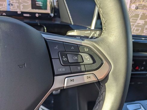 Certified 2025 Volkswagen Atlas Cross Sport SEL R-Line image 28