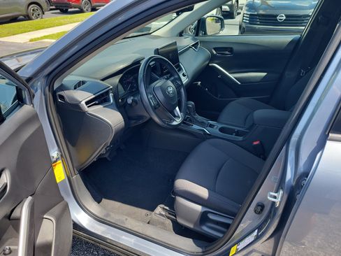 Used 2023 Toyota Corolla Cross LE FWD image 12