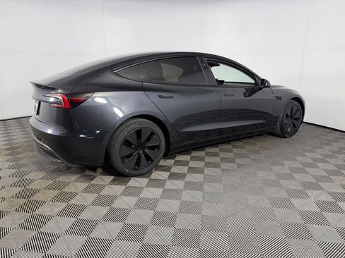 Used 2024 Tesla Model 3 Standard Range RWD image 5