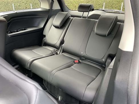 Used 2025 Honda Odyssey Touring image 24