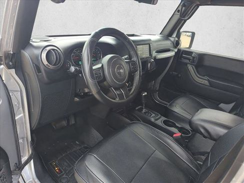 Used 2018 Jeep Wrangler Unlimited Sport w/ Connectivity Group image 9