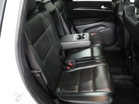 Used 2020 Jeep Grand Cherokee Overland AWD/4WD image 30