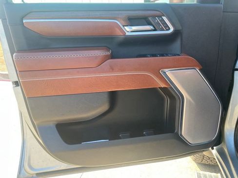 Used 2024 GMC Sierra 2500 Denali Ultimate image 22