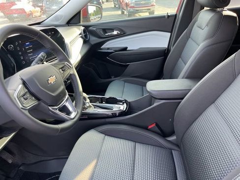 New 2026 Chevrolet Trax LT w/ Driver Confidence Package FWD image 9