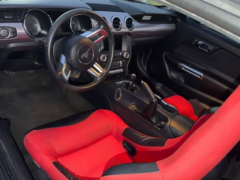 Used 2017 Ford Mustang GT image 20