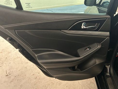 Used 2018 Nissan Maxima 3.5 SV image 26