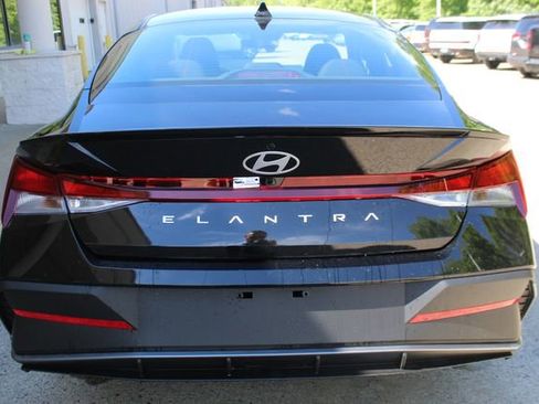 New 2026 Hyundai Elantra Sport FWD image 4