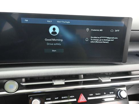 Certified 2025 Hyundai Tucson SEL image 17