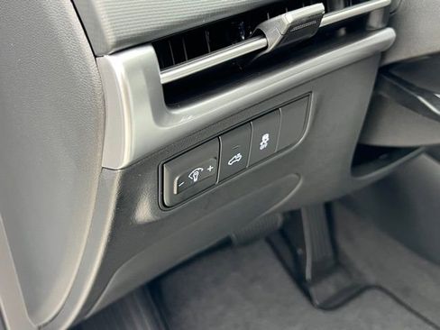 New 2025 Hyundai Santa Cruz SEL AWD/4WD image 18