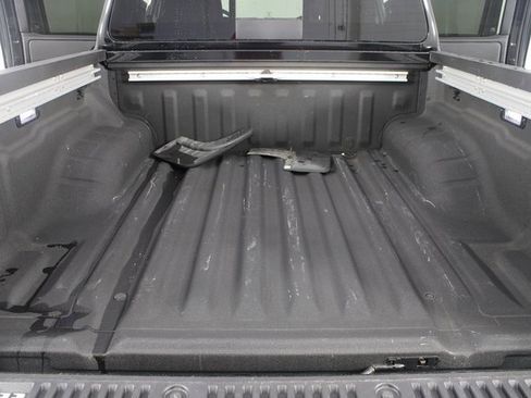 Used 2024 Nissan Frontier PRO-4X w/ Pro Convenience Package image 19