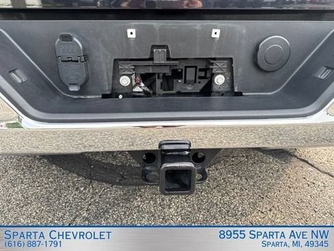 Used 2024 Chevrolet Silverado 1500 LT AWD/4WD image 33