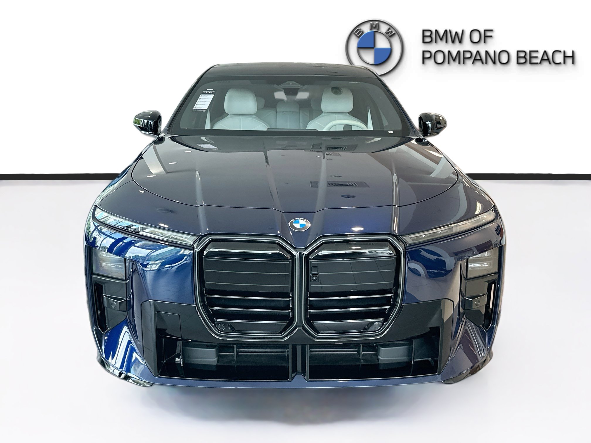 New 2027 BMW 740i w/ Executive Package RWD image 2