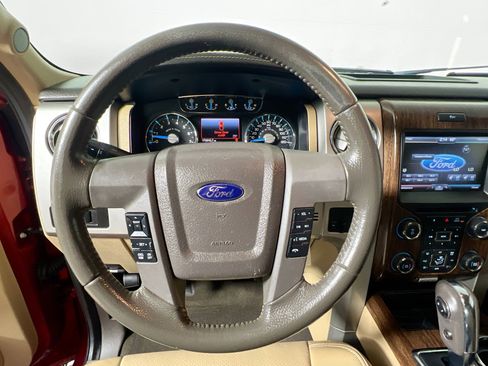 Used 2013 Ford F150 Lariat w/ Mid Equipment Group image 17