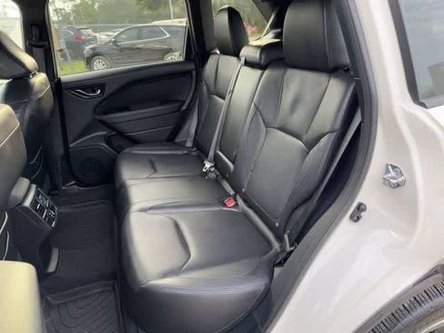 Certified 2025 Subaru Forester Limited w/ Protection Package AWD/4WD image 18