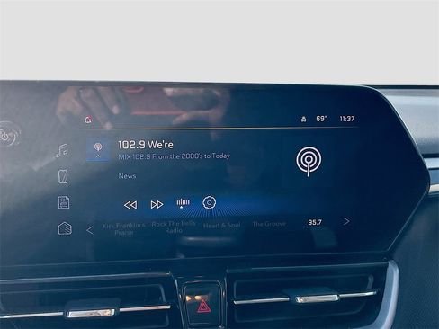 Used 2024 Chevrolet TrailBlazer LT w/ Driver Confidence Package image 14