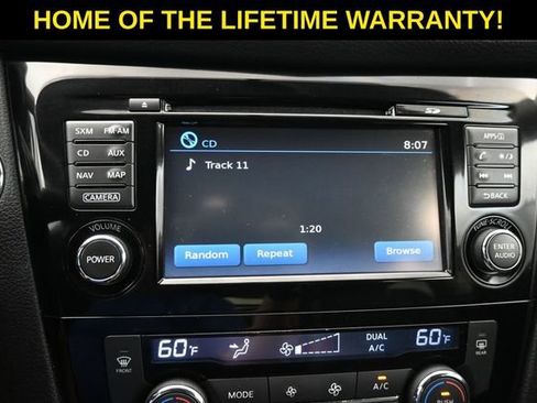 Used 2016 Nissan Rogue SL AWD/4WD image 26