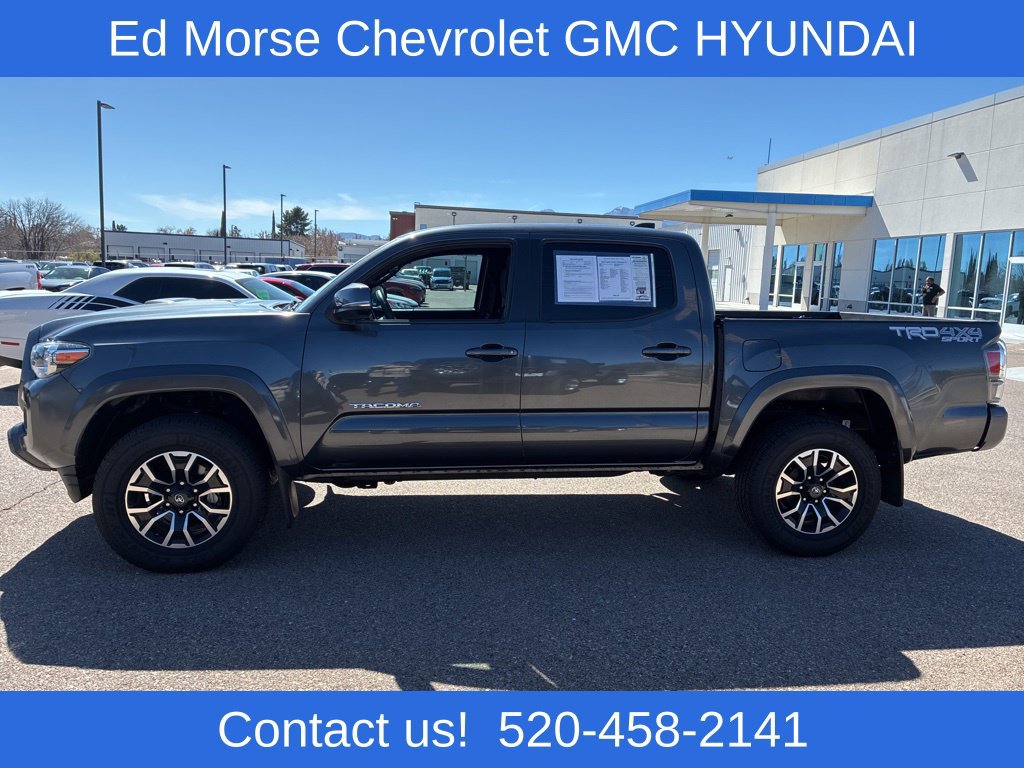Used 2022 Toyota Tacoma TRD Sport w/ Technology Package AWD/4WD image 2
