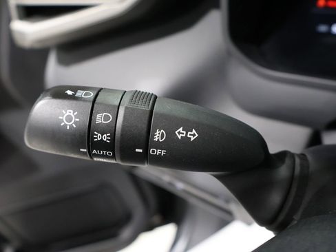 Used 2024 Toyota Tundra Limited image 37