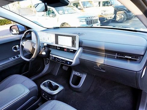 Certified 2024 Hyundai Ioniq 5 SEL image 10