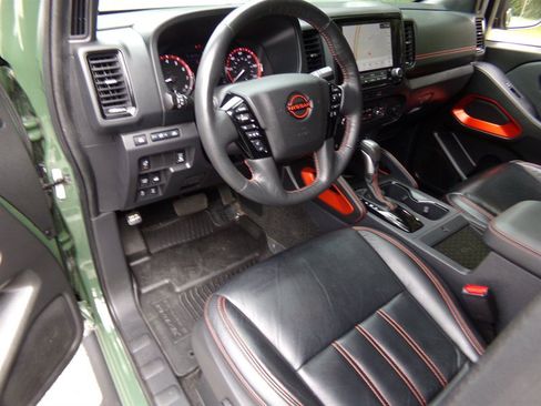 Used 2022 Nissan Frontier PRO-4X AWD/4WD image 19