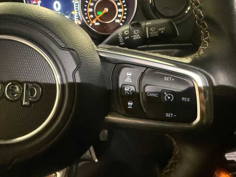 Certified 2021 Jeep Wrangler Unlimited Sahara AWD/4WD image 29