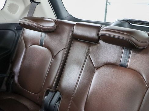 Used 2024 Honda Pilot Elite image 26