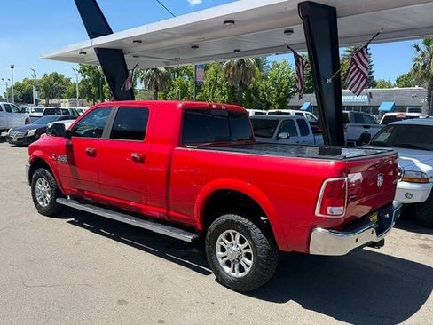 Used 2014 RAM 2500 Laramie w/ Convenience Group AWD/4WD image 3
