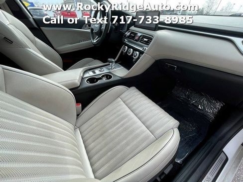 Used 2023 Genesis G70 3.3T w/ Sport Advanced Package image 26