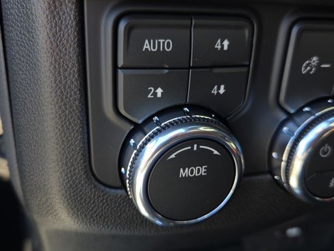 New 2026 GMC Yukon Elevation w/ Elevation Premium Package image 14