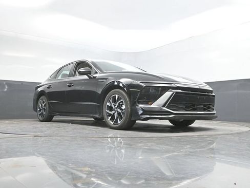 Used 2025 Hyundai Sonata SEL FWD image 49