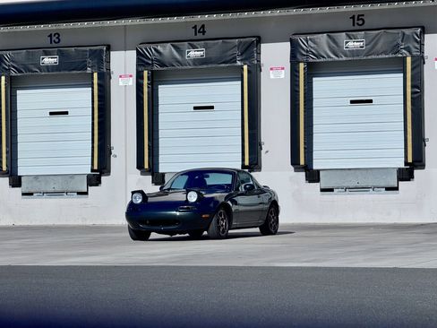 Used 1997 MAZDA MX-5 Miata image 13