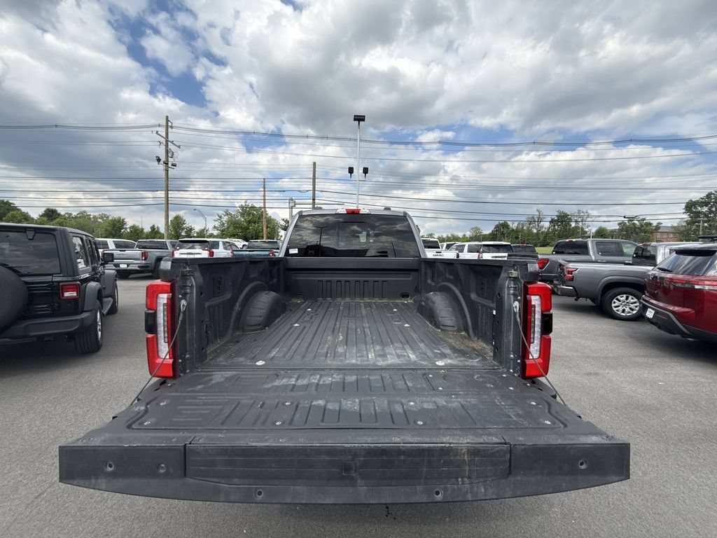 Used 2024 Ford F250 Platinum AWD/4WD image 9