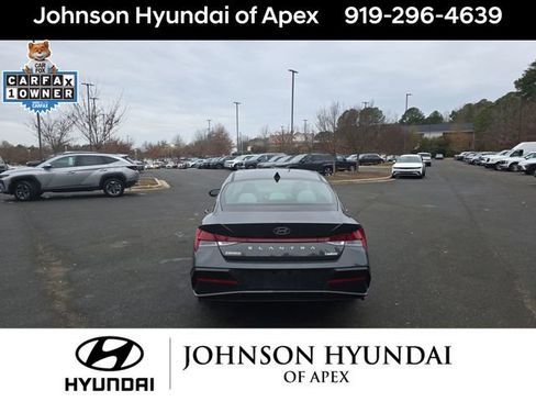 Certified 2024 Hyundai Elantra Limited image 16