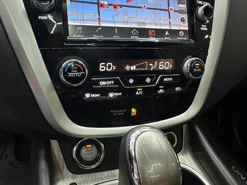 Used 2016 Nissan Murano Platinum w/ Platinum Technology Package FWD image 19