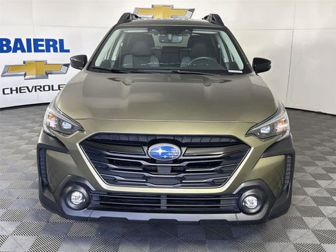 Used 2023 Subaru Outback Onyx Edition w/ Popular Package #2 image 8