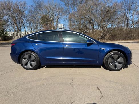 Used 2018 Tesla Model 3 Long Range image 3
