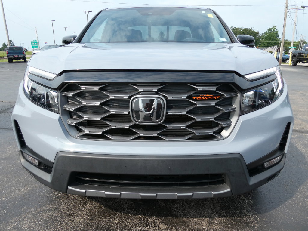 Used 2024 Honda Ridgeline TrailSport image 11