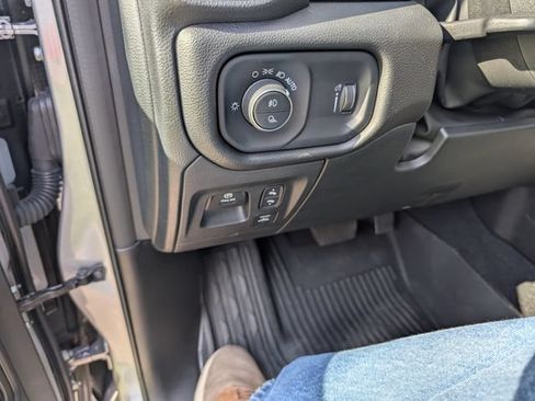 Used 2025 RAM 1500 Big Horn AWD/4WD image 10