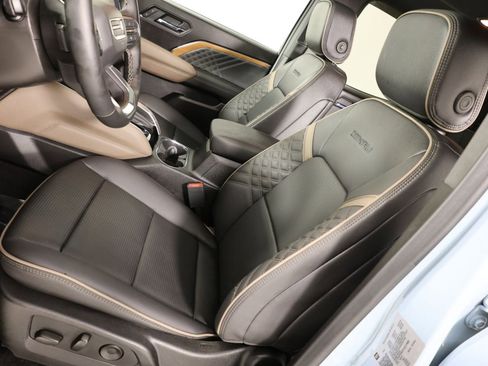 Used 2026 GMC Canyon Denali AWD/4WD image 10