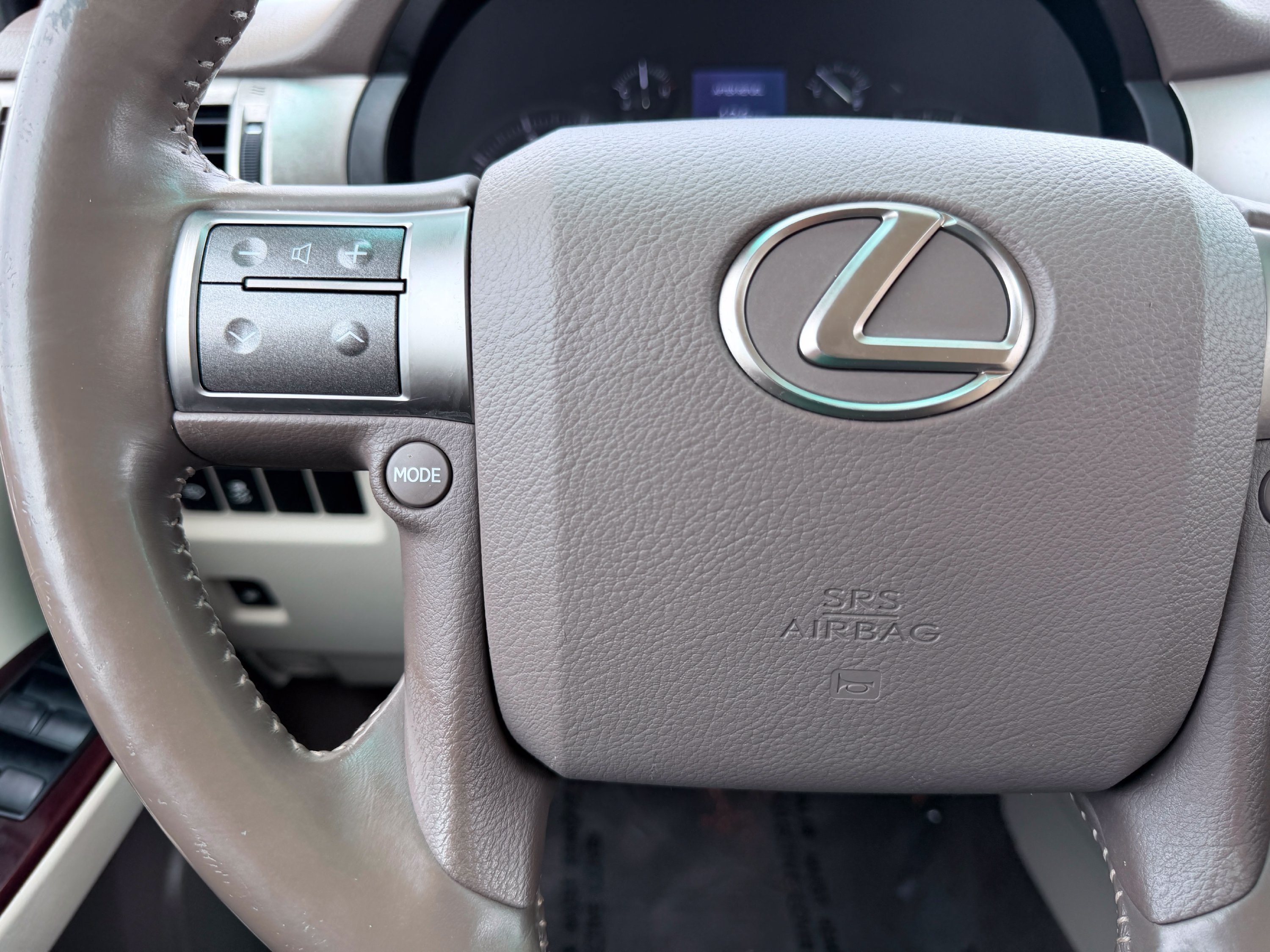 Used 2019 Lexus GX 460 Premium w/ Premium Package AWD/4WD image 35