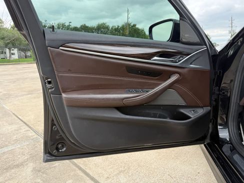 Used 2017 BMW 540i RWD image 17