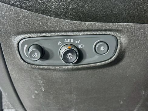 Used 2020 Chevrolet Equinox LT FWD image 11