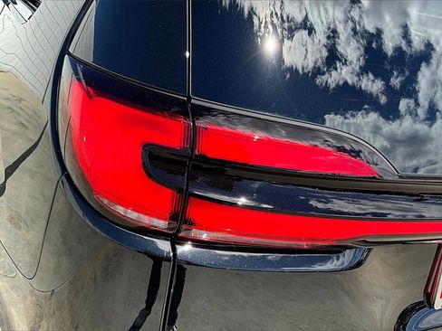 New 2026 Chrysler Pacifica Select image 18