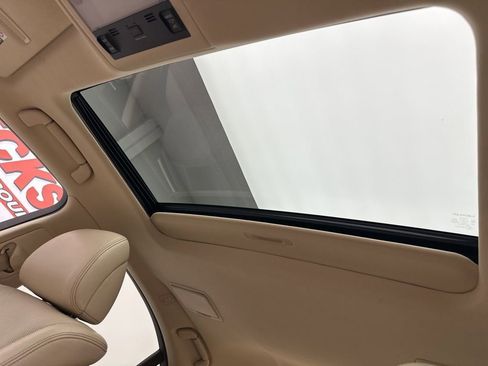 Used 2013 Lexus LS 460 AWD w/ Comfort Pkg image 21