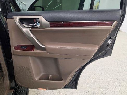 Used 2016 Lexus GX 460 w/ Premium Package AWD/4WD image 38