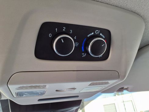 Used 2023 Ford Transit 350 XLT image 24