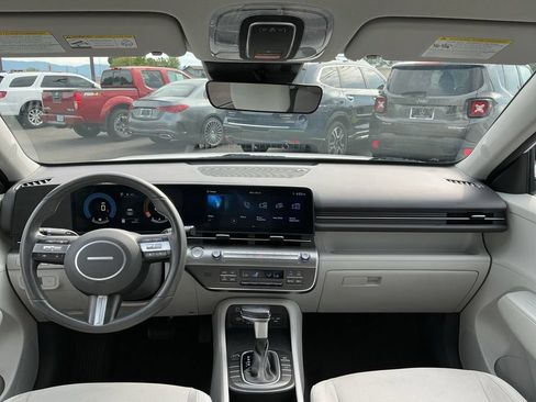 Used 2024 Hyundai Kona SEL FWD image 25