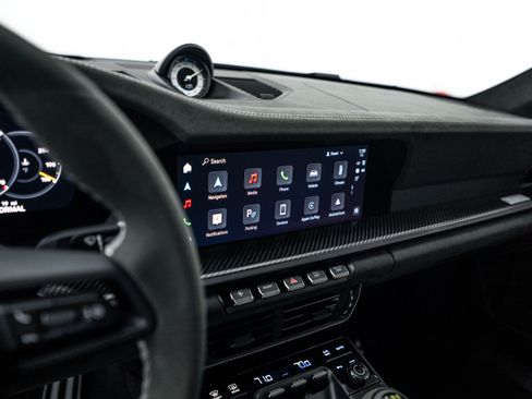 Certified 2025 Porsche 911 GT3 RWD image 22