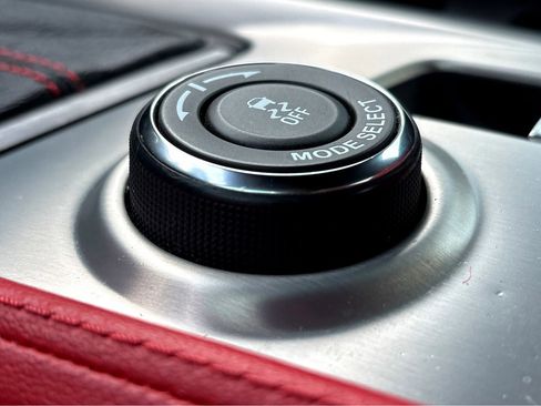 Used 2019 Chevrolet Corvette Stingray Coupe w/ 2LT Preferred Equipment Group image 17